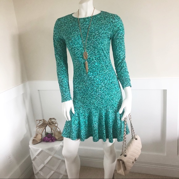 MICHAEL Michael Kors Dresses & Skirts - MICHAEL KORS NWOT FIT & FLARE FLORAL FLIP DRESS